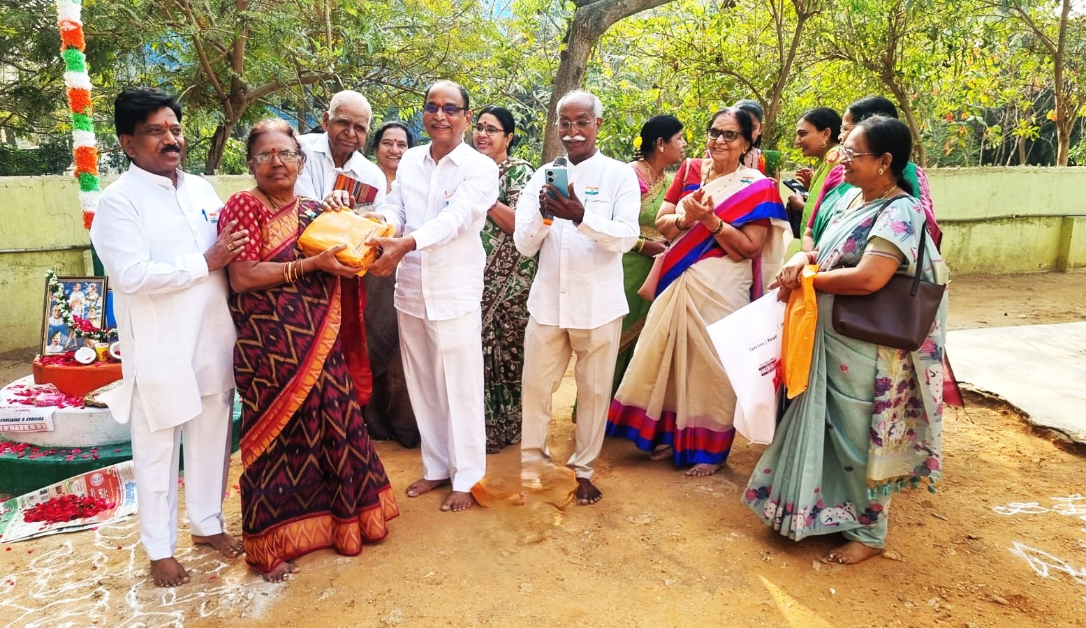 20 Smt. Renuka receiving prize as winner in in Games & sports on Republic day 2026 .jpeg